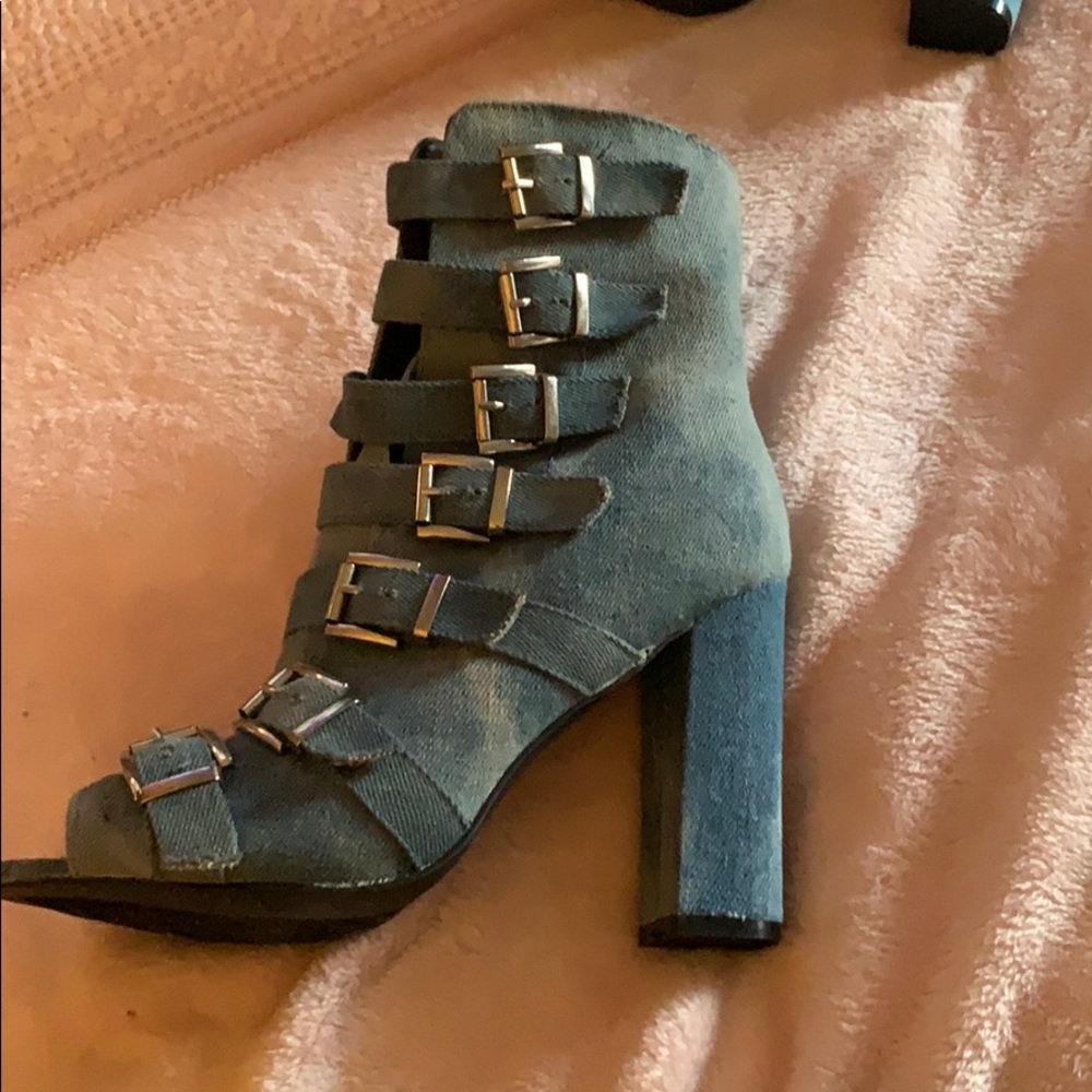 Denim heels